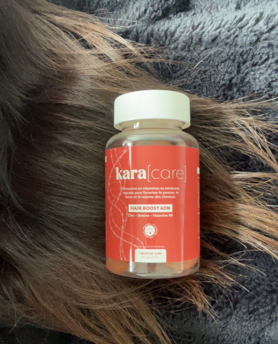 MissFrance7's tweet photo. En plein milieu d’une cure de trois mois avec MyKaraCare, une formule concentrée en biotine, vitamines et minéraux pour des cheveux longs et volumineux rapidement.
#MyKaraCare
#Gummies
#HairBoost
@mykaracare
@sampleo_france https://t.co/WwvqpQndvH