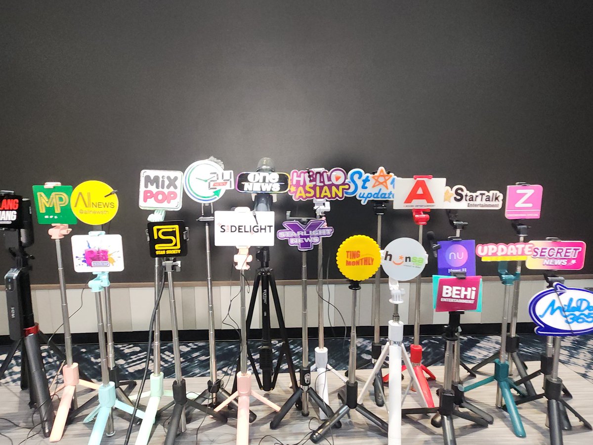 Hello_asian's tweet image. 📍Live สัมภาษณ์ ASIDE
👉
youtube.com/channel/UCVuA1…

#ASIDE_DEBUTSHOWCASE
#ASIDE_FISHSAUCE #ASIDE #ASIDE_TH
#AplanInternationalMusic