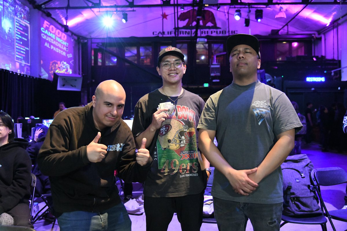 King's Cup # 34 #COTW Top 3

🥇- skyline
🥈- GEN D
🥉- LPN <a href="/LPN510/">LPN 飛龍</a> 

Congrats to skyline for winning the first Fatal Fury: City of the Wolves bracket at King's Cup! Thank you to everyone who came out to support the game and we hope to see you at the next one on June 27th!