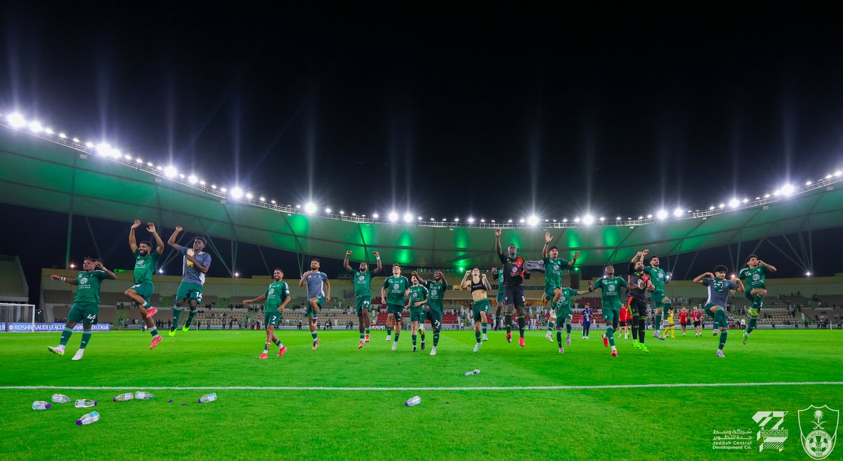 اي اهلاوي يتابعني اردها له 💚🤍

اقسم بالله بردها لكل اهلاوي 💚💚🤍

حب #الاهلي يجمعنا 💚💚💚💚🤍