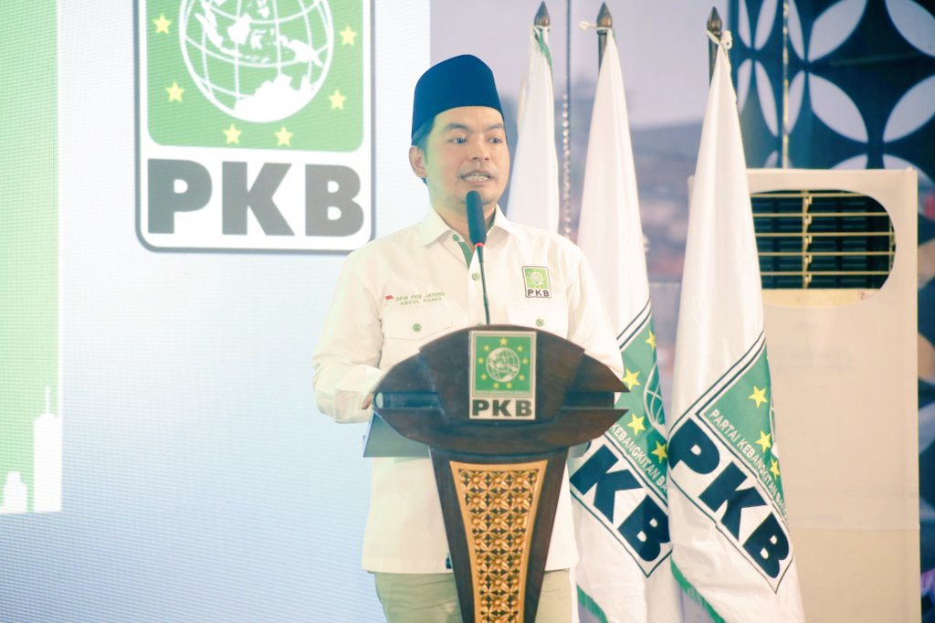 FRAKSI PKB JATENG (@fpkb_dprdjateng) on Twitter photo Alhamdulillah , Muspimwil V & Halal Bihalal DPW <a href="/pkbjawatengah/">DPW PKB Jateng</a> berjalan Dengan Lancar penuh berkah dan Barokah, Solid satu barisan, menang penuh kemaslahatan . <a href="/cakimiNOW/">A Muhaimin Iskandar</a> <a href="/EmHasanuddin/">M Hasanuddin Wahid</a> <a href="/DPP_PKB/">DPP PKB</a> <a href="/yusuf_ch/">M Yusuf Chudlory</a> <a href="/hamid_amx/">abdul hamid</a> <a href="/Sukirman_Kir/">Sukirman</a> <a href="/_sarifabdillah/">Sarif Abdillah</a> Alhamdulillah , Muspimwil V & Halal Bihalal DPW <a href="/pkbjawatengah/">DPW PKB Jateng</a> berjalan Dengan Lancar penuh berkah dan Barokah, Solid satu barisan, menang penuh kemaslahatan . <a href="/cakimiNOW/">A Muhaimin Iskandar</a> <a href="/EmHasanuddin/">M Hasanuddin Wahid</a> <a href="/DPP_PKB/">DPP PKB</a> <a href="/yusuf_ch/">M Yusuf Chudlory</a> <a href="/hamid_amx/">abdul hamid</a> <a href="/Sukirman_Kir/">Sukirman</a> <a href="/_sarifabdillah/">Sarif Abdillah</a>