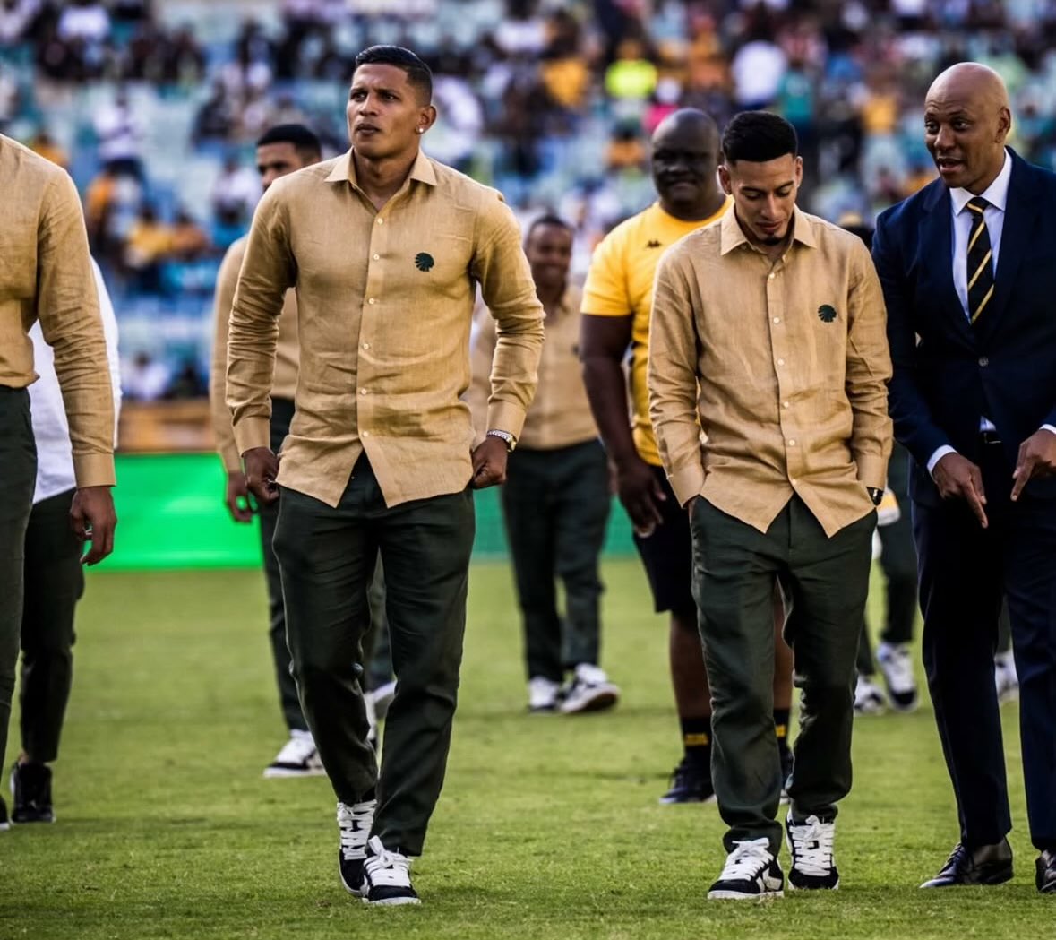 Edson Castillo adds Fourth Cup Title! 🏆

Three-time Copa Venezuela winner Edson Castillo became a South African Cup Champion today as Kaizer Chiefs triumphed 2-1 over Orlando Pirates in the Nedbank Cup Final.

The Venezuelan midfielder is set to extend his contract soon. 🇻🇪🏆