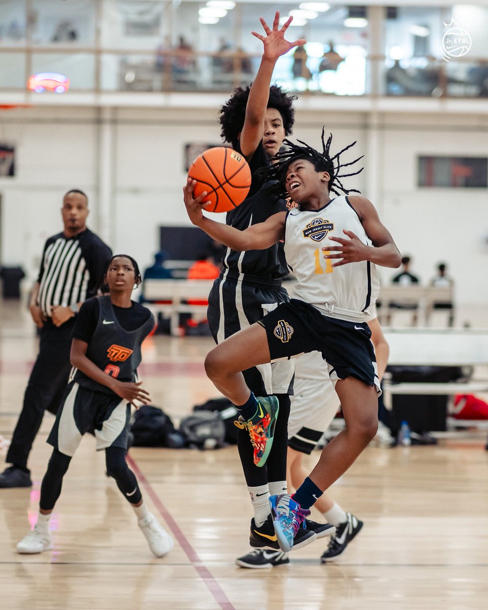 NikeEYB's tweet image. 𝑫𝒂𝒚 2. 𝑳𝒆𝒕’𝒔 𝑮𝒆𝒕 𝑰𝒕 🔥

📍𝘋𝘳𝘰𝘱𝘴 𝘧𝘳𝘰𝘮 𝘋𝘦𝘭𝘢𝘸𝘢𝘳𝘦, 𝘈𝘭𝘢𝘣𝘢𝘮𝘢, 𝘢𝘯𝘥 𝘓𝘈

#JrEYBL | #GameTalks