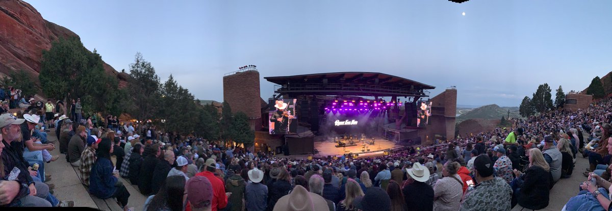Great time <a href="/RedRocksCO/">Red Rocks Park & Amphitheatre</a> seeing <a href="/TpTroubadours/">Turnpike Troubadours</a> &amp; <a href="/robertearlkeen/">Robert Earl Keen</a>