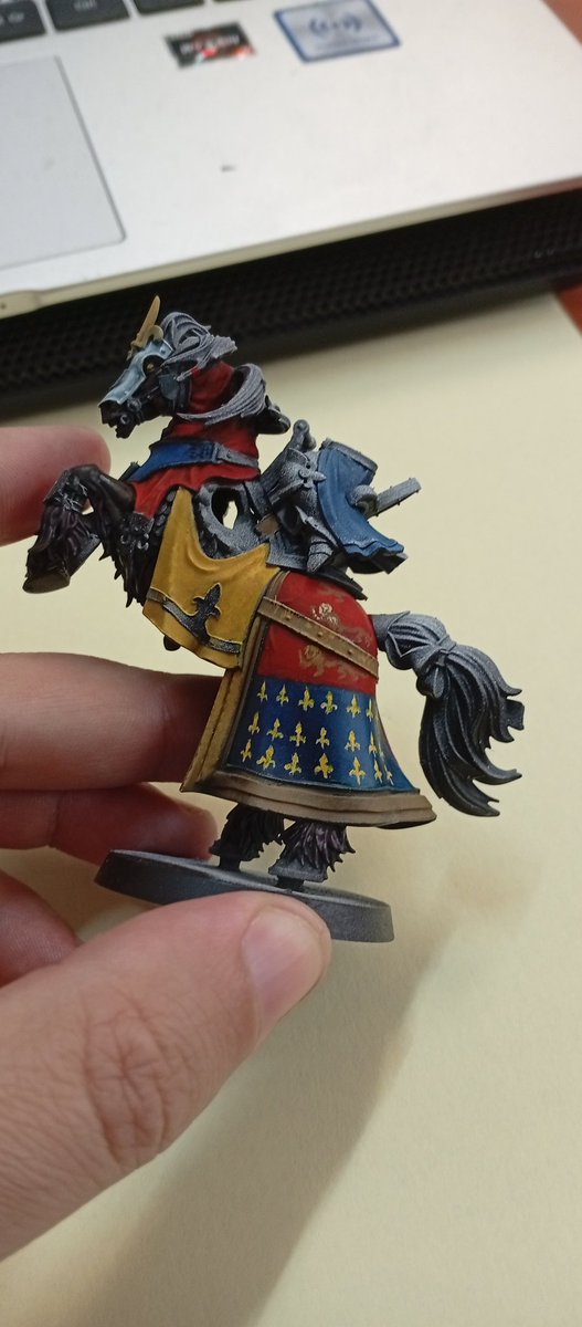 GrosicsJ's tweet photo. @TheBrushSmith My first bretonnian. https://t.co/9mb4M6SXiK