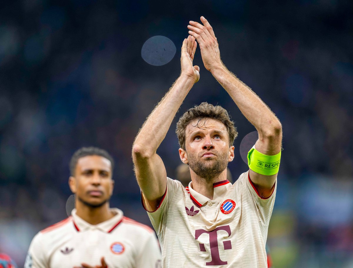 ActuFoot_'s tweet photo. 𝗖'𝗘́𝗧𝗔𝗜𝗧 𝗟𝗘 𝗗𝗘𝗥𝗡𝗜𝗘𝗥 𝗠𝗔𝗧𝗖𝗛 𝗗𝗘 𝗧𝗛𝗢𝗠𝗔𝗦 𝗠𝗨̈𝗟𝗟𝗘𝗥 🇩🇪 𝗔̀ 𝗟'𝗔𝗟𝗟𝗜𝗔𝗡𝗭 𝗔𝗥𝗘𝗡𝗔 😢💔

✨ 17 saisons dans le même club
🏆 33 trophées
🏟️ 750 matches
⚽️ 248 buts
🎯 274 passes décisives

🏆 𝗥𝗘𝗖𝗢𝗥𝗗 𝗘𝗨𝗥𝗢𝗣𝗘́𝗘𝗡 de championnats remportés au cours de sa carrière (13)

🎯 𝗥𝗘𝗖𝗢𝗥𝗗 𝗘𝗨𝗥𝗢𝗣𝗘́𝗘𝗡 de passes décisives sur une saison de championnat (21)

✨ Plus grand nombre de matches et de passes décisives pour un joueur dans l'Histoire du Bayern Munich.

✅ + de 500 victoires avec le Bayern Munich (record)

𝗟𝗘́𝗚𝗘𝗡𝗗𝗘