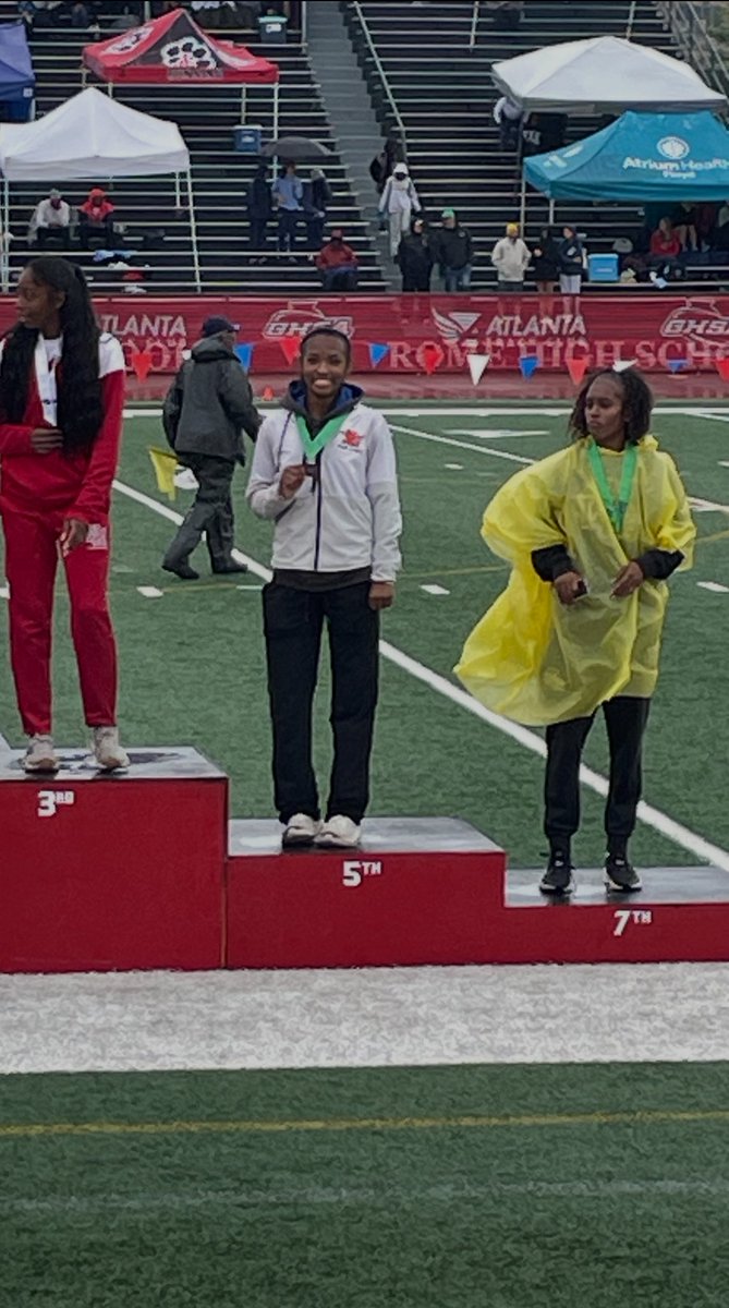 TrackHs's tweet image. Brooklynn Randolph takes 5th in 100MH in the 5A Track and Field State Championships @LanierADNews @AtlZoom