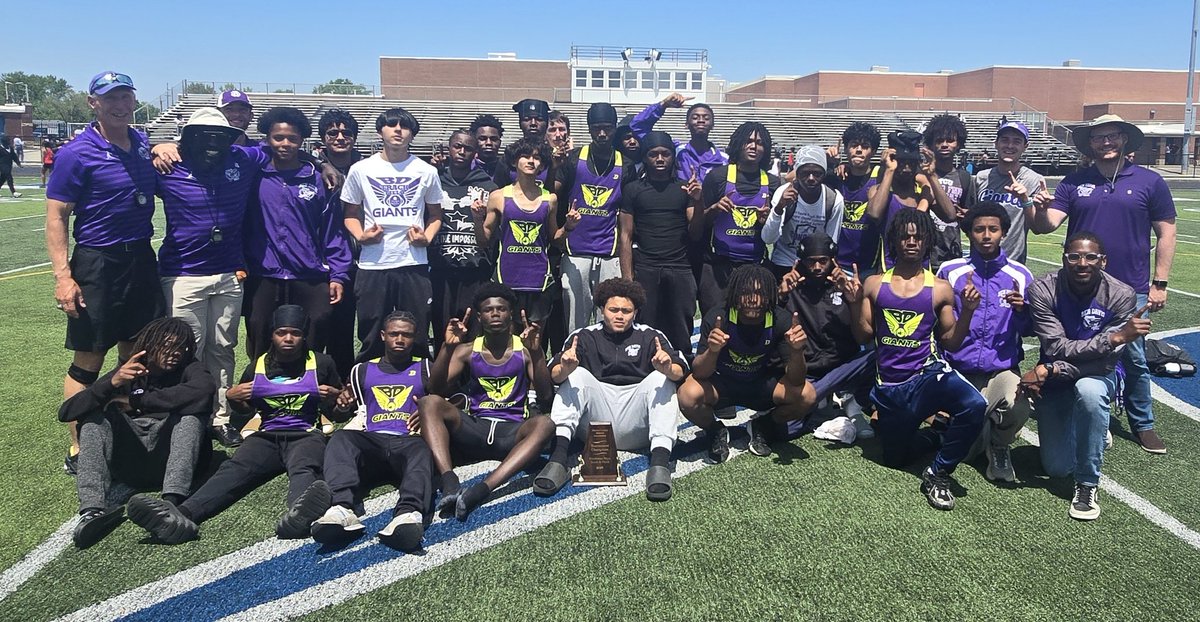 Congrats to the newly crowned freshman Marion County Track Champion Ben Davis Giants!! Your Giants scored in every event, had 6 event champions, 3 County Runner-ups, and multiple PRs throughout the day! Way to go Giants!