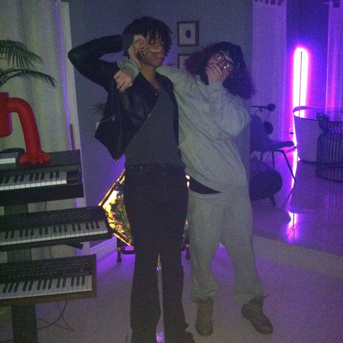 snipy (@zombieboy4lyfe) on Twitter photo 