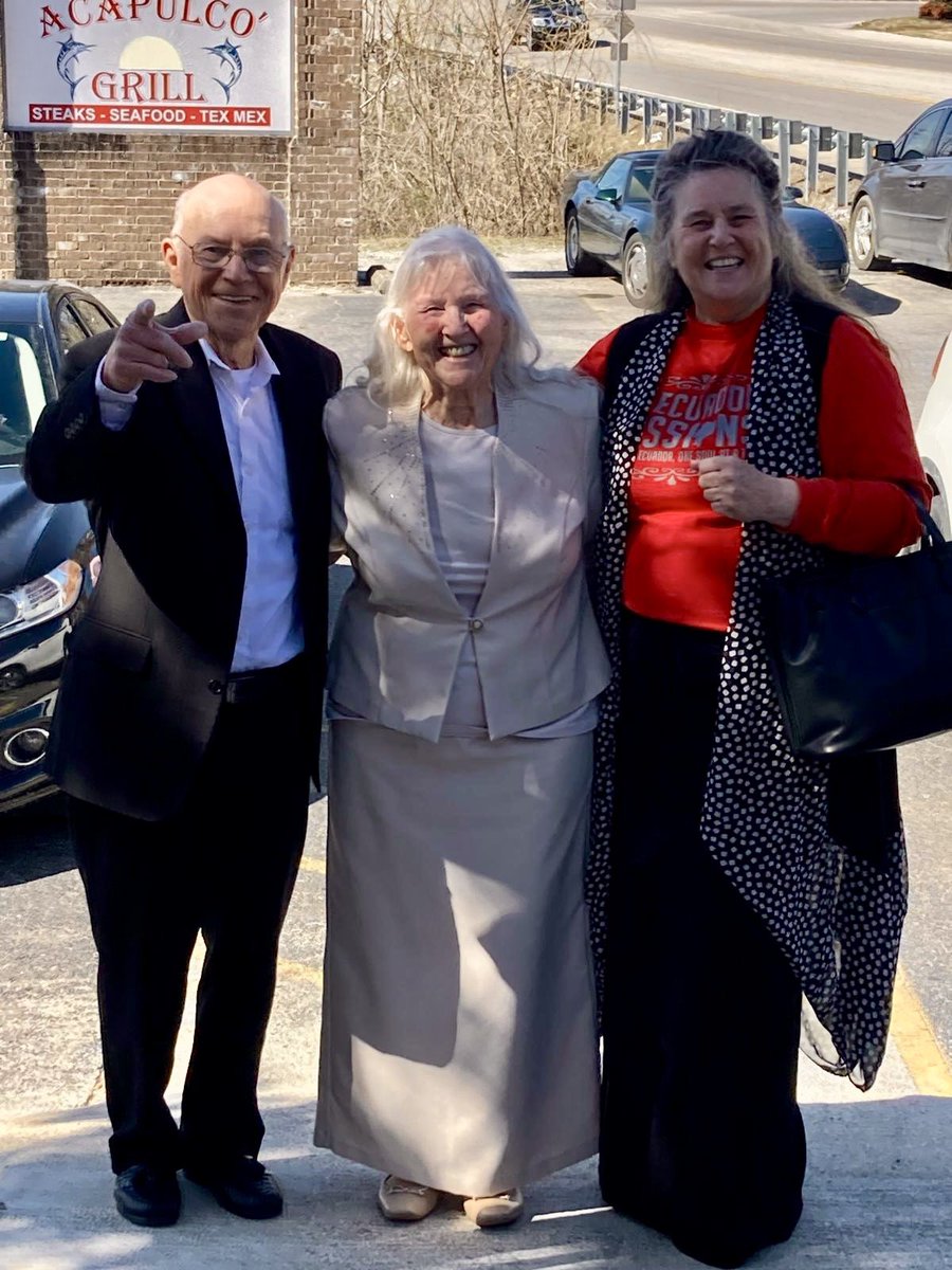 EcMissions's tweet image. “…A woman who fears the Lord, she shall be praised.” 
My beautiful Mother deserves every honor and adulation on her special day, a genuine holy woman of God! I’m so grateful for her! Happy Mother’s Day to my Mom!