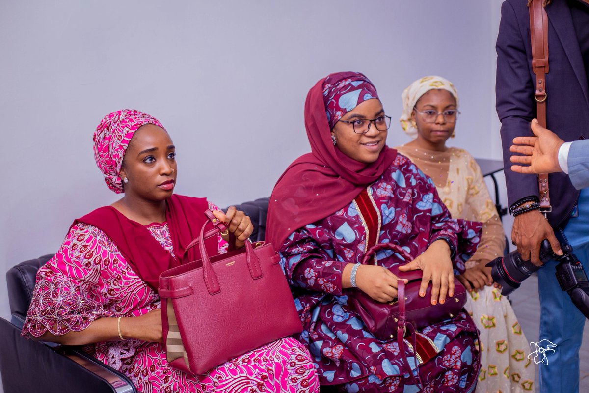 9aufal's tweet photo. The Minister toured our facilities and had an inspiring interaction with our @3MTTNigeria Fellows. He saw first-hand the digital ambition, the youthful energy, and the future we’re building, right here in the heart of Northern Nigeria.
#TechinKatsina https://t.co/3320oXEE7E