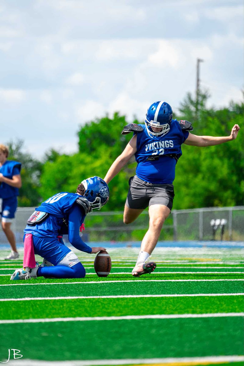 Spring ball 🏈 - successful 57 yd FG live snap + hold
<a href="/gavinbaechle/">Gavin Baechle</a> <a href="/CoachGrig_NCSA/">Coach Grignon</a> <a href="/NolanCatholicFB/">Nolan Catholic Viking Football 🏈</a> <a href="/_coachmattox/">Aaron Mattox</a>