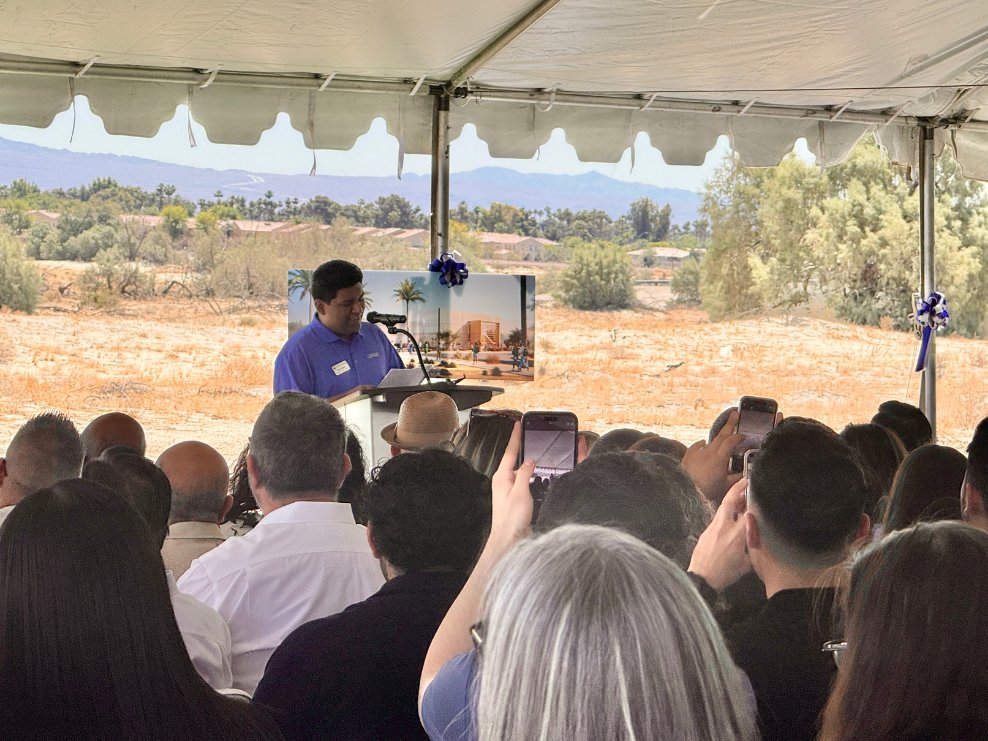 OneFutureCV's tweet image. Excited to celebrate the groundbreaking of the new Student Services &amp;amp; Admin Building at #CSUSB Palm Desert! 🎉 The new center will expand student support, wellness, and academic resources — all key to #StudentSuccess csusb.edu/inside/article…

#CSUSBPDC #OneFutureCV @CSUSBNews