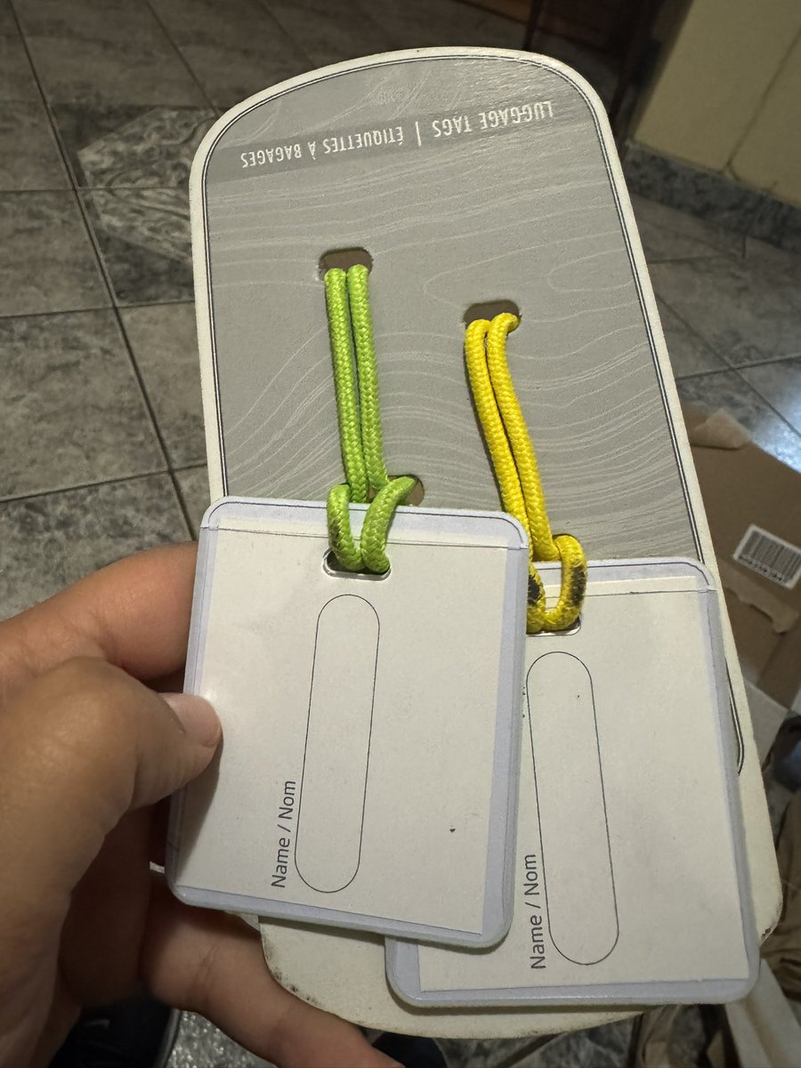 Razia_P's tweet photo. @TAKEALOT Will do that right now. Had another issue with items in my order being dirty and it’s a gift. Will send details on that also https://t.co/3CH67jsQQn
