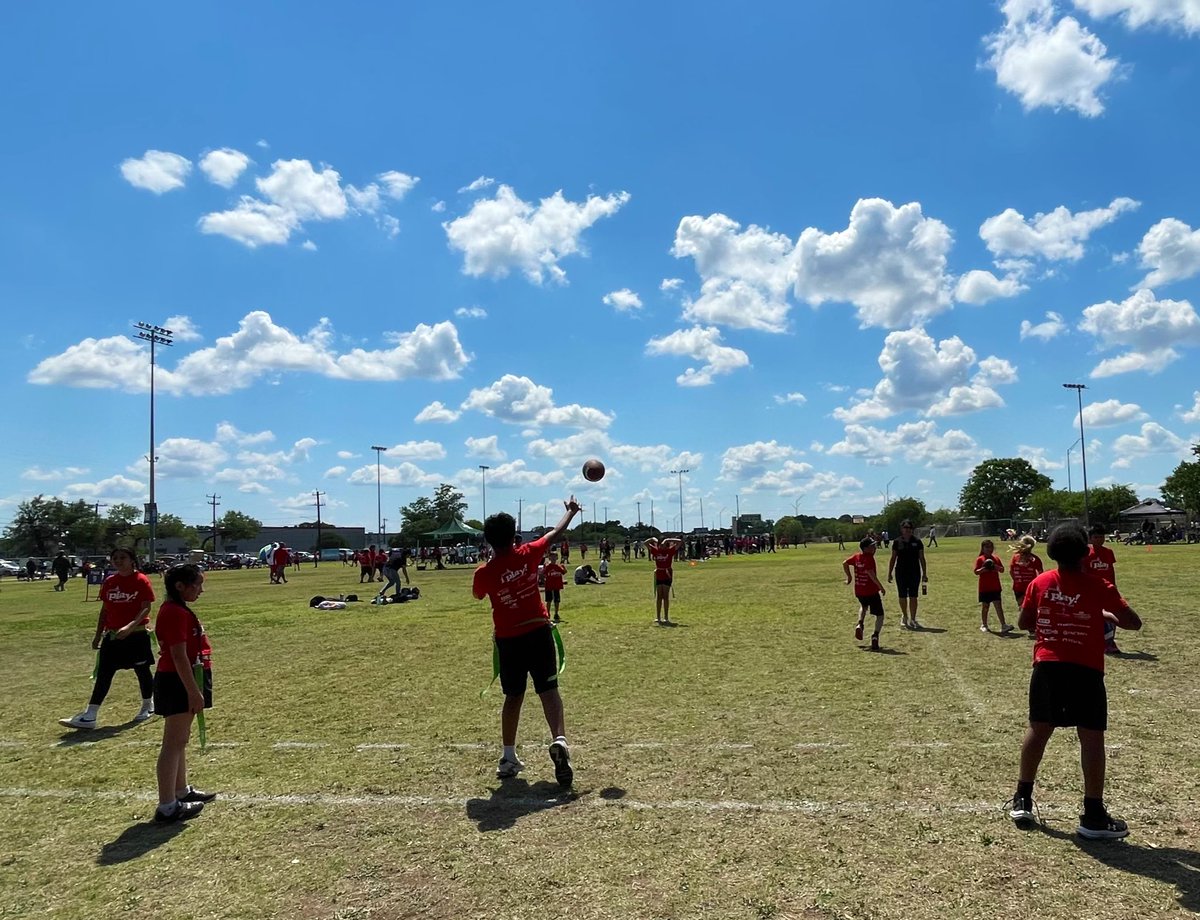 Roel Banda (@lt_roelb) on Twitter photo “Beneath a sky so bold and bright, we played with heart and took to flight. Owl pride soared in every play-rising higher in a better way”🦉🏈❤️<a href="/NISDGlenoaks/">Glenoaks Elementary</a> “Beneath a sky so bold and bright, we played with heart and took to flight. Owl pride soared in every play-rising higher in a better way”🦉🏈❤️<a href="/NISDGlenoaks/">Glenoaks Elementary</a>