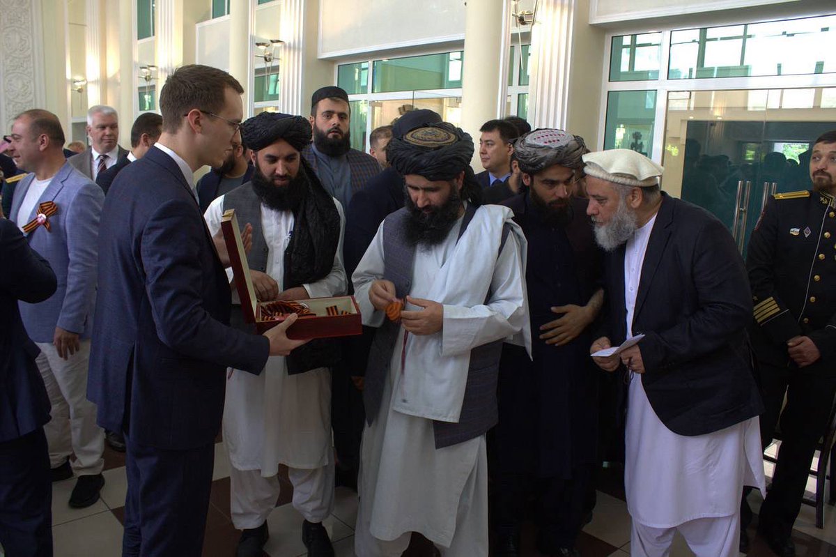 9 мая с.г. в Посольстве России в Афганистане в ознаменование 80-летия Победы в Великой Отечественной войне прошла международная акция #ГеоргиевскаяЛенточка

#Победа80