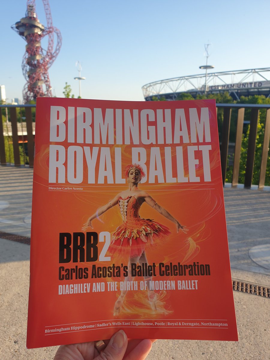 reelofthe51st's tweet photo. My first visit to Sadler's Wells East last night for #BRB2 Carlos Acosta's #Ballet Celebration. Beautiful performances in a theatre with steeply raked seats for a great view. Lovely bar with an open terrace....Perfect evening for a glass of 🍷 with a view @Sadlers_Wells @BRB https://t.co/pLFNwkCQtw