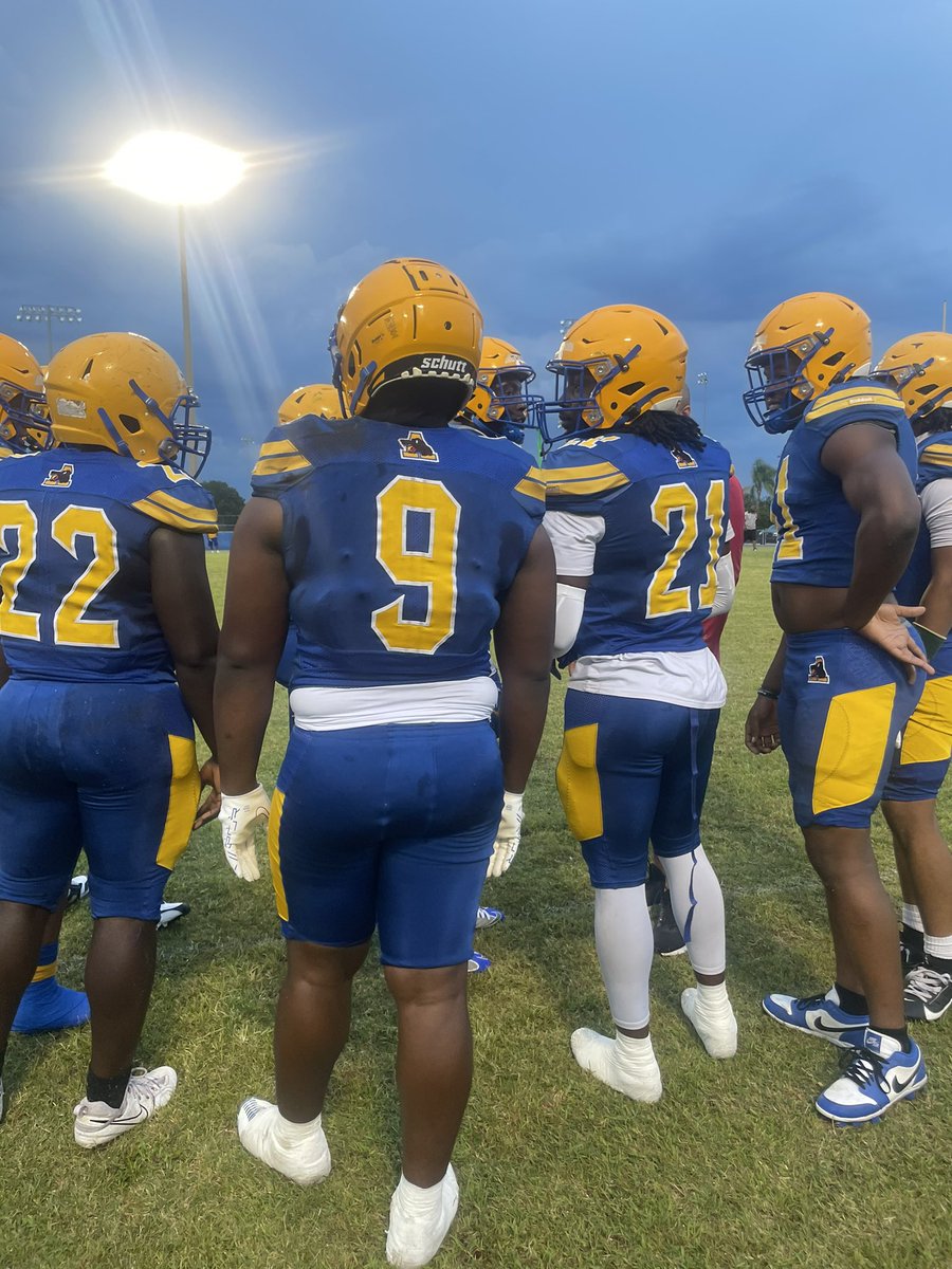 THE PLATFORM (@theplatformdr) on Twitter photo Spring Tour: Auburndale Bloodhounds — Control the Dash 🐶 📍
HC <a href="/coach_thamas66/">Coach Thomas</a> & staff have some size and weapons 👀
<a href="/twin_frmpolk/">3⭐️Elijah “twin” Dias</a>
<a href="/JamesTilus8/">James Tilus 3⭐️ ‘26 Edge/OLB</a>
<a href="/Jordantarver100/">Jordan Tarver. JT.1〽️</a>
<a href="/DarionJiles07/">MANMAN❤️🔥!</a>
<a href="/Rileyfrmpolk/">Riley Cooper</a>
<a href="/Davidbess_/">David Bess</a>
<a href="/4_wayyyzz/">Charles Ervin calhoun lll</a>
<a href="/PeezyWeirr/">Pat Weir Jr.</a>
<a href="/edwards_takeo/">Takeo Edwards</a>
<a href="/Deuce1726/">Trey”MEGATR9N”Sullivan</a>
<a href="/brentley_meyer/">Brentley Meyer</a> Spring Tour: Auburndale Bloodhounds — Control the Dash 🐶 📍
HC <a href="/coach_thamas66/">Coach Thomas</a> & staff have some size and weapons 👀
<a href="/twin_frmpolk/">3⭐️Elijah “twin” Dias</a>
<a href="/JamesTilus8/">James Tilus 3⭐️ ‘26 Edge/OLB</a>
<a href="/Jordantarver100/">Jordan Tarver. JT.1〽️</a>
<a href="/DarionJiles07/">MANMAN❤️🔥!</a>
<a href="/Rileyfrmpolk/">Riley Cooper</a>
<a href="/Davidbess_/">David Bess</a>
<a href="/4_wayyyzz/">Charles Ervin calhoun lll</a>
<a href="/PeezyWeirr/">Pat Weir Jr.</a>
<a href="/edwards_takeo/">Takeo Edwards</a>
<a href="/Deuce1726/">Trey”MEGATR9N”Sullivan</a>
<a href="/brentley_meyer/">Brentley Meyer</a>