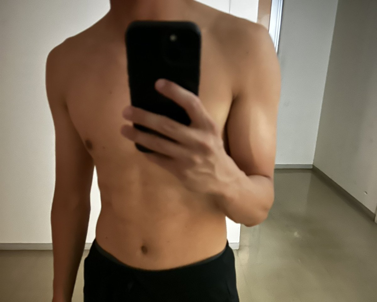 ボディチェック
 #筋トレ
 #裏垢男子