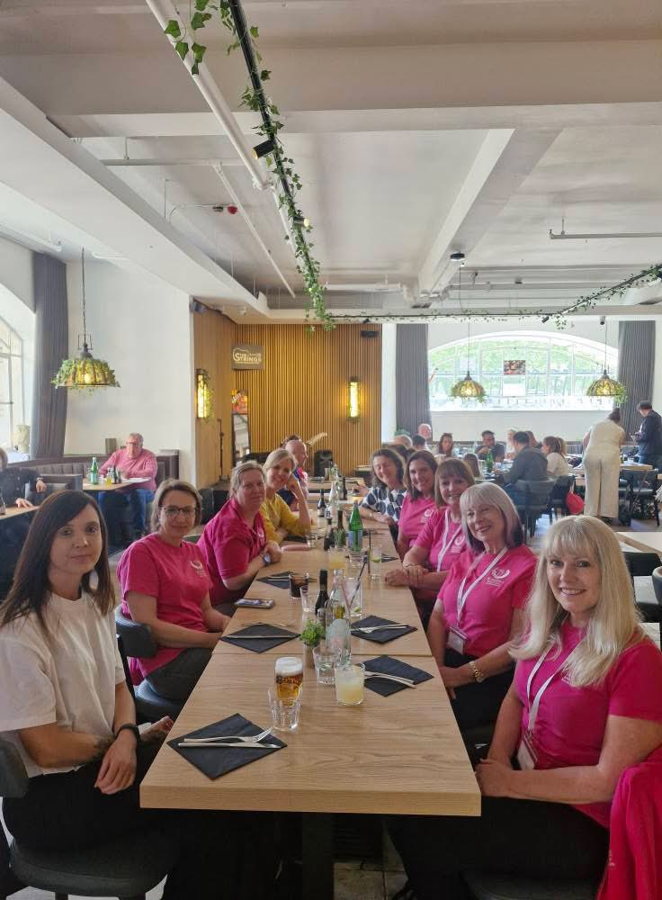 Show and Tell this morning at St Thomas's hospital, sharing our stories to help ladies in making their decisions for reconstruction. Followed by lunch at Strings restaurant. 
Thank you to our lovely models and Mariamma our breast care nurse. We couldn't do it without you. Xx💕💕