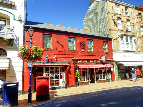 #GardenItemsInAGeographicalPlace

The Hanging Baskets of Ilfracombe