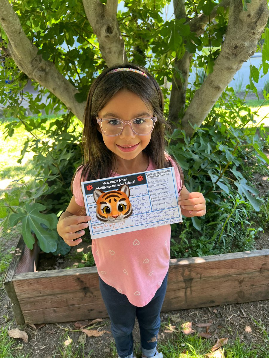 Congrats to our PAWSitive 🐾 Behavior Referral recipients. They were recognized by staff for going above &amp; beyond in demonstrating @mesaunionschool Guidelines for Success. Way to go! We are so proud of you! Go Tigers! 🐅 #DifferenceMaker🐯💙 #TheMesaWay  #mesamoments