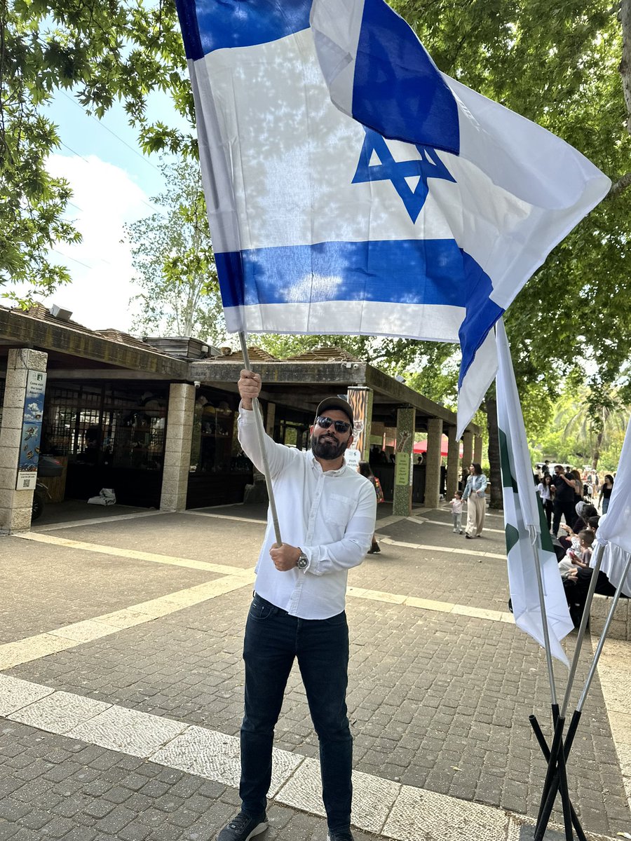 ramin_parsa's tweet photo. I am an Iranian, you are not, you and your evil regime have occupied Iran, you are from Iraq and have no connection to Iran. You are literally an Islamic colonialist. Even the Persian history is a witness that the land of Israel belongs to the Jews, king Cyrus freed the Jews and told them to return to their homeland in Jerusalem and rebuild the temple. 

In the other hand, you have impoverished the Iranian people, stole our wealth to sponsor your terrorist brothers, people in iran have no electricity, no water, 400% inflation, you murder innocent Iranian people, oppress women, shit down passenger plane full of innocent women and children. You will fall soon evil terrorist.