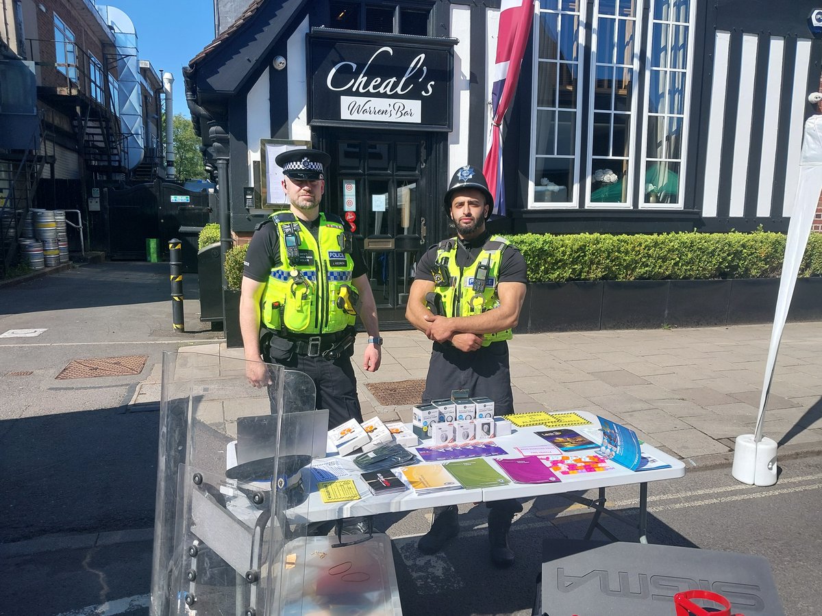 What a glorious day for a parade! 🌞

A big thank you to everyone who attended and to those who helped staff the Knowle VE parade, we had a great time attending and speaking to you all regarding crime prevention as well as enjoying the festivities.