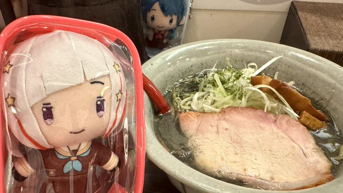 こんな時間ですがおいしいラーメンを食べました。おいしかったです。 