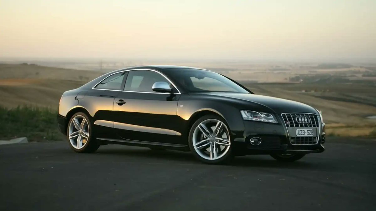secureVL's tweet photo. Audi S5 Quattro

V8 4.2L | 354 CV | 440nm  
0-100 km/h en 5,1s  
Velocidad máxima de 250km/h  
1.705 kg | Tracción total 
Transmisión manual de 6 velocidades