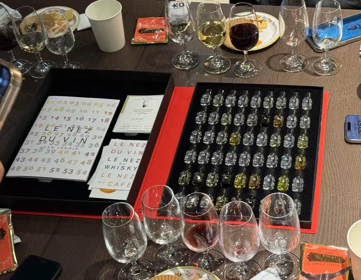 Lin668001's tweet image. There is no need to imagine too much about what the future will be like. You will know it only if you keep going.