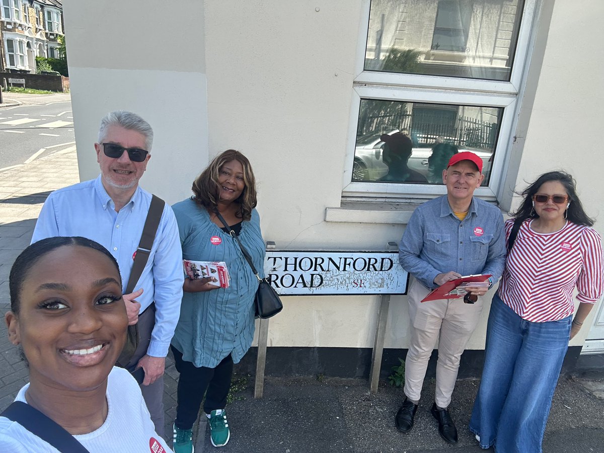 Councillor Yemisi Anifowose (@yemisianifowose) on Twitter photo The <a href="/HitherGreenLab/">HitherGreenLabour</a> was out again this sunny afternoon speaking to residents on Thornford Rd & Harvard Rd about local issues. We encourage Hither Green residents to get in contact with us if they have any local issues, we’re happy assist where we can. The <a href="/HitherGreenLab/">HitherGreenLabour</a> was out again this sunny afternoon speaking to residents on Thornford Rd & Harvard Rd about local issues. We encourage Hither Green residents to get in contact with us if they have any local issues, we’re happy assist where we can.