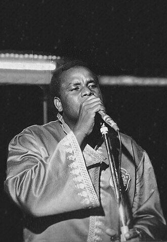 medy_edibis's tweet photo. 🇨🇬 #CALD
C’est le 10 mais 1945 que vient au monde Yvon André Mbemba Bingui plus fameusement connu sous le nom de Pamelo Mounk’a. Auteur-compositeur-interprète, Pamelo qui s’appelle encore Pablito, écrit ses premiers textes alors qu’il est au collège Chaminade à Brazzaville https://t.co/Acrgxd02Yg