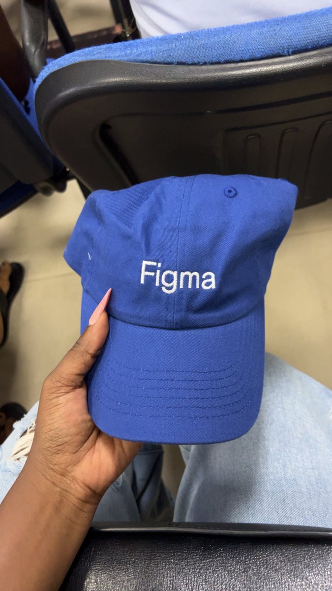 omacreates_'s tweet image. Pulled up to the Figma Watch Party, vibed with some brilliant minds, and left with a win on Team 10 (Components). Good design, good people, what a great day
-
#fofph #Config2025 #figmacommunity