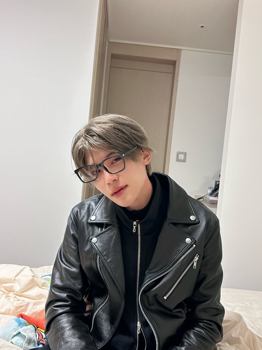 nctwishofficial's tweet photo. 🌷🥐#HAPPYSIONDAY Photo by #SAKUYA #NCTWISH https://t.co/rC8PJKdteb