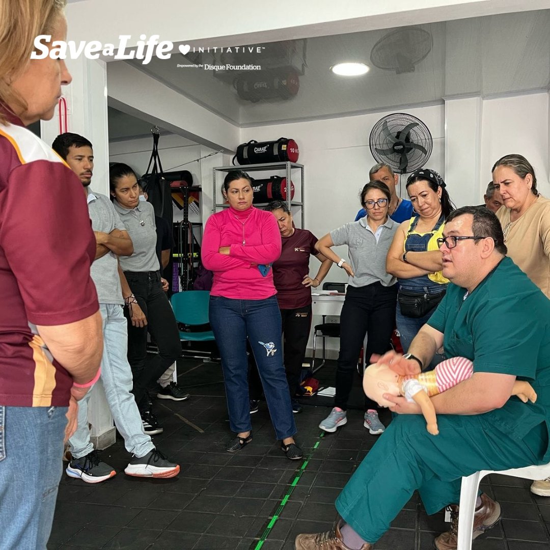 SaveaLifeInit's tweet photo. A big shout-out to our SALI partner, Fundación ATUSALUD Integral, for their successful CPR, AED, and First Aid training on April 2nd, empowering 28 people!

Empower yourself with life-saving skills today! Explore our range of courses at https://t.co/qt5q0sC2Jp.

#LifeSaver #NHCPS https://t.co/WVq2EAT3QU