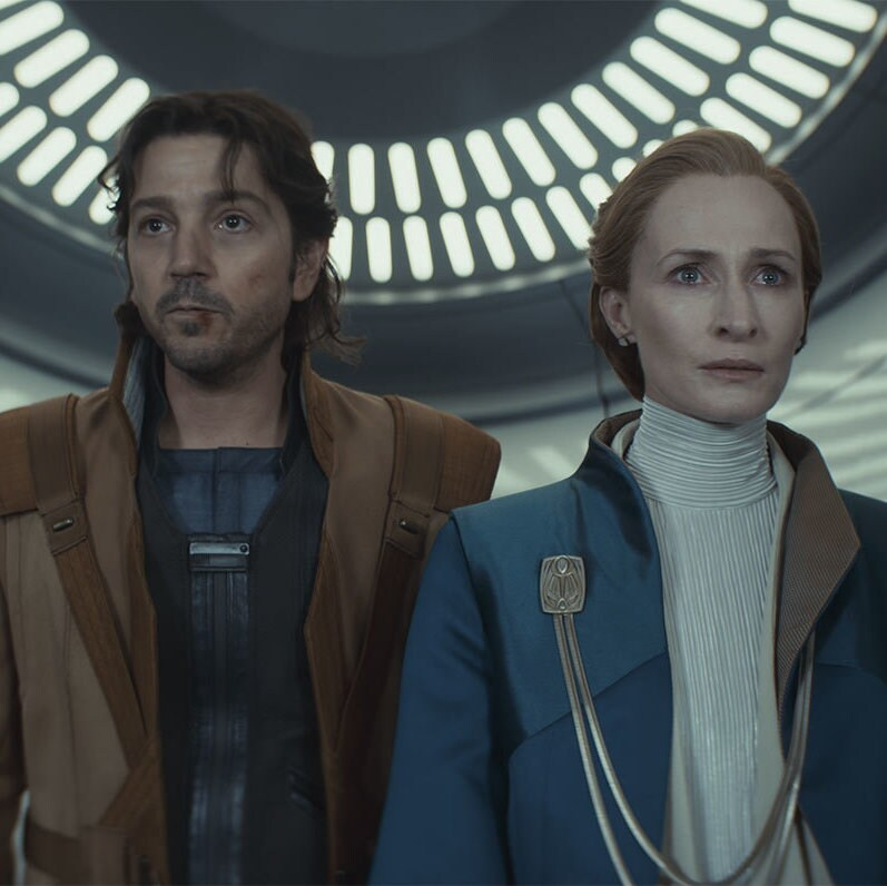 Andor's Episode 9 is one of the greatests episodes of serialized tv ever made (yes, you read it right, not only of Star Wars, all tv).

We know the end game, but are still glued to every millisecond of screen time offered to see how it went down, and its all glorius