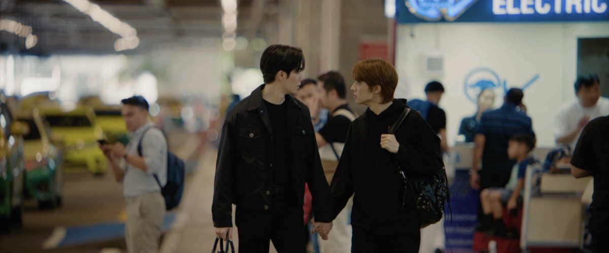 TheNextPrinceTH's tweet photo. “ห้ามอยู่ห่างจากผมเด็ดขาด”

อันนี้ประโยคคำสั่งหรือประโยคเป็นห่วงคะ คุณชรัณ 🤭

THE NEXT PRINCE EPISODE2
#TheNextPrinceEP2 https://t.co/nGJajgX9t6