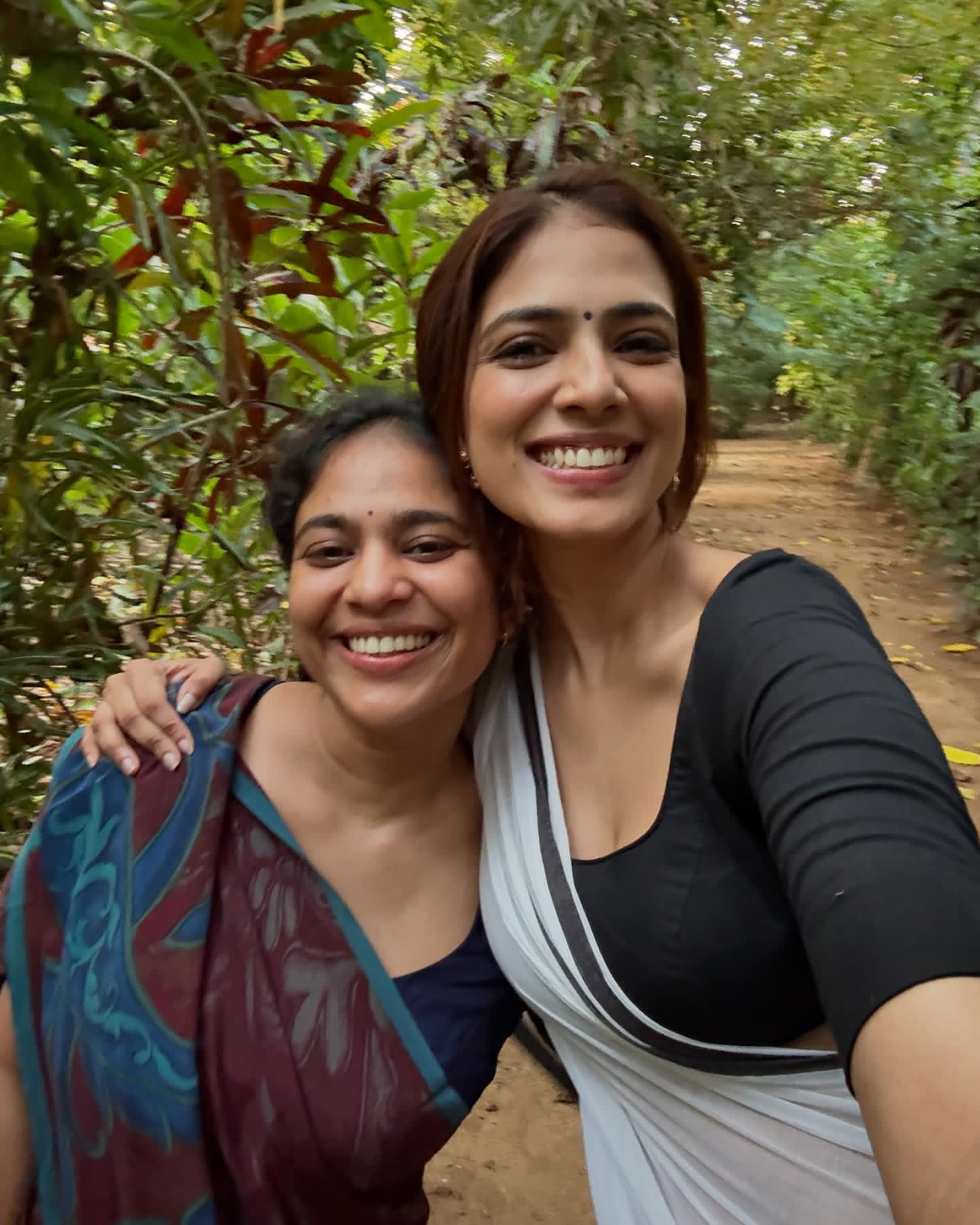 GqmLmB2XgAA6O3-?format=jpg&name=large