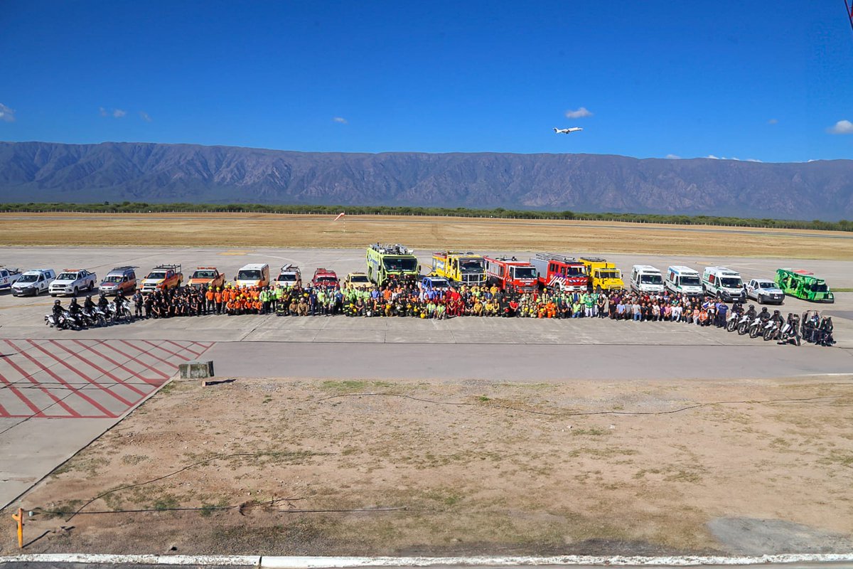 BelelliMarcelo's tweet photo. #Simulacro de #AccidenteAereo en el #Aeropuerto de #Catamara
Gran participación de compañeros y compañeras de ANAC.
#SeguridadOperacional #ANAC
#TrabajoEstatal
#ATEANACInformATE
✈️🚖🚑🚒 https://t.co/JosC0hefwU