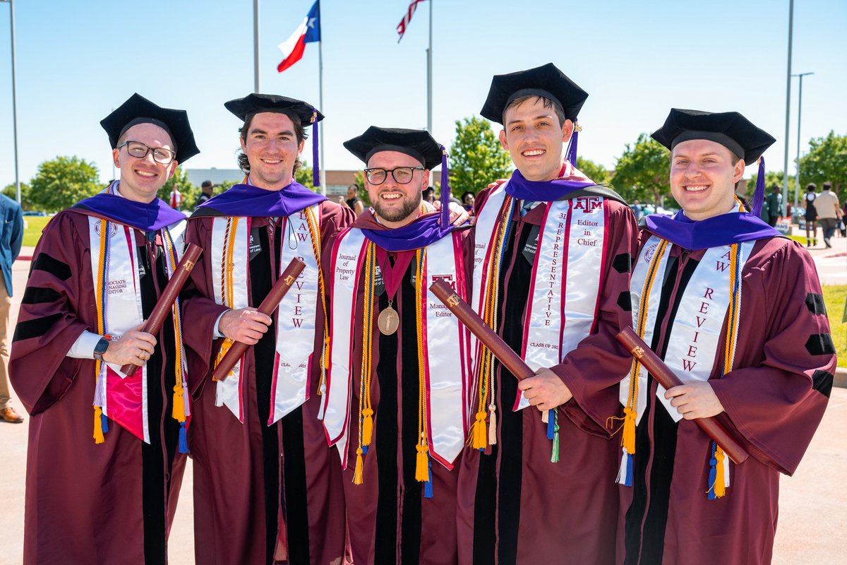 TAMULawSchool's tweet photo. What a week it's been! π #TAMUgrad https://t.co/oJaBWxNDq2