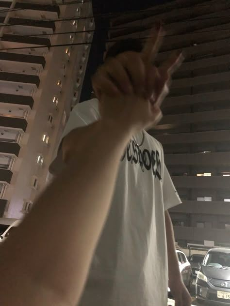 polymorpherene's tweet photo. 10.05 — 22 . 14

officially in relationship with this doggo boy @ovxrdrift 

, and i'm keeping you with me forever as well https://t.co/PtUHqJ5qHc