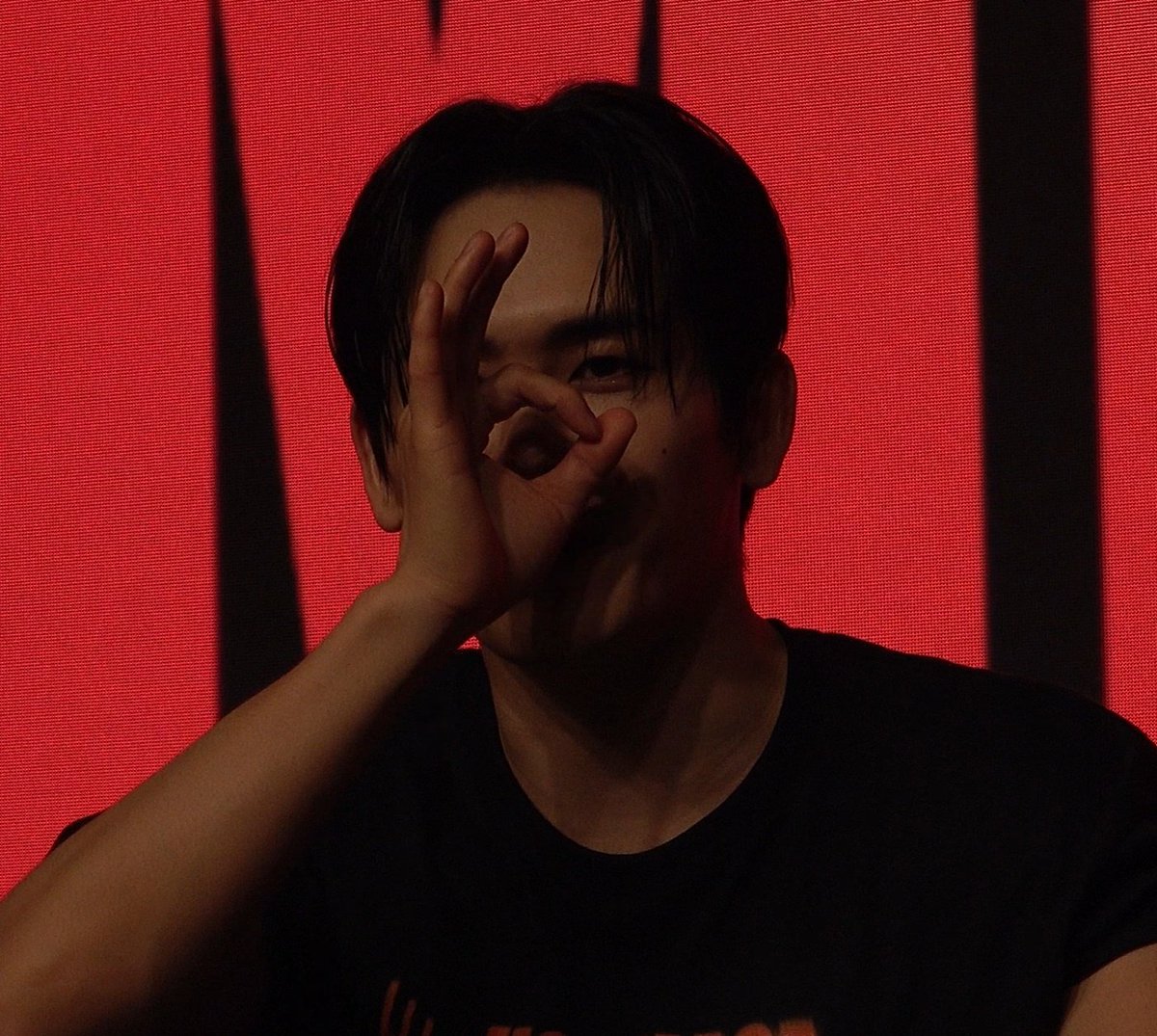 긴장해라 이호야... 조만간 쇼츠 하나 올라간다....