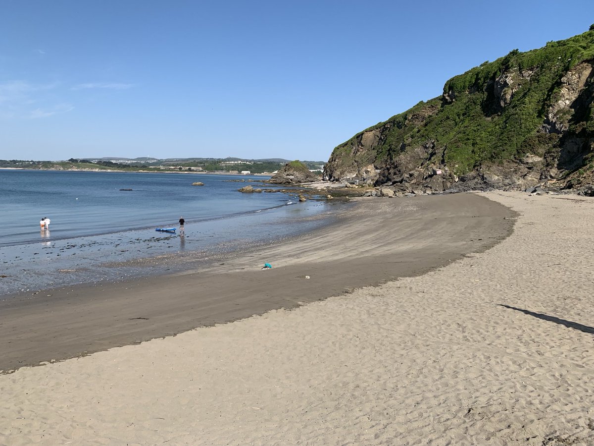 PatWilliams18's tweet image. Beautiful blue skies in #Polkerris this morning #Cornwall