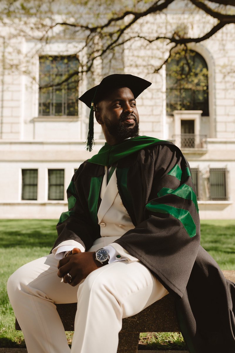 GobiBah1's tweet image. Paging Dr. Momodou G. Bah, MD, MPH ! 😊
Alhamdulillah — we did it.
Today, I graduate as a physician. The journey here was far from easy—countless sacrifices, late nights, and unwavering faith. But this moment is living proof that no dream is too big, no obstacle too great, and…