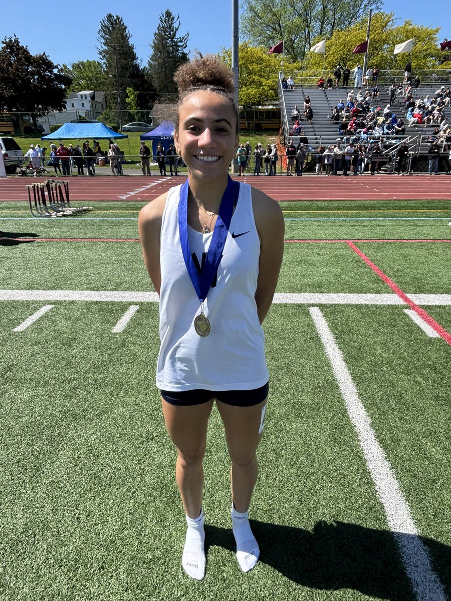 Paul Roberts (@paulrobertscuse) on Twitter photo Wyomissing senior Alexis Hardy won the 100 meters at the BCIAA Championships in 12.05
🥇
<a href="/WyoAreaSD/">Wyomissing Area SD</a>
<a href="/CentralPARunner/">CentralPARunner</a>
<a href="/PennTrackXC/">MileSplit Pennsylvania</a>
<a href="/BCIAASports/">BCIAASports</a>
<a href="/Wyospartans/">Wyo Spartans</a> Wyomissing senior Alexis Hardy won the 100 meters at the BCIAA Championships in 12.05
🥇
<a href="/WyoAreaSD/">Wyomissing Area SD</a>
<a href="/CentralPARunner/">CentralPARunner</a>
<a href="/PennTrackXC/">MileSplit Pennsylvania</a>
<a href="/BCIAASports/">BCIAASports</a>
<a href="/Wyospartans/">Wyo Spartans</a>