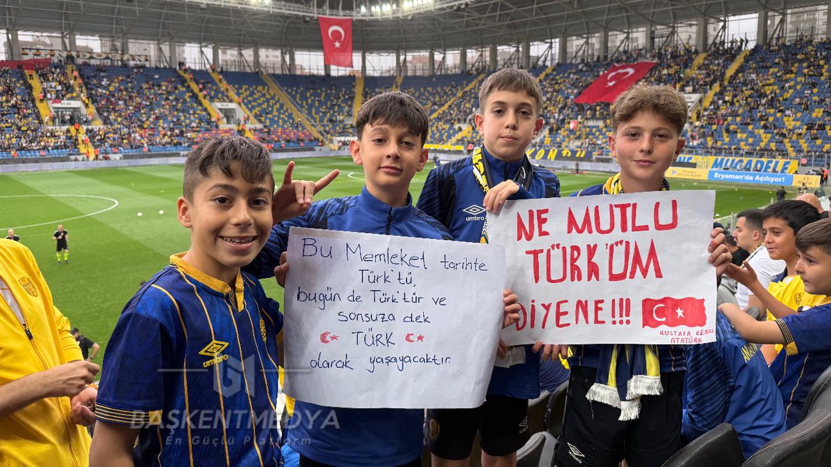 🇹🇷 Minik Ankaragücü Taraftarları:

Bu memleket tarihte Türk'tü, bugün de Türk'tür ve sonsuza dek Türk yaşayacaktır.