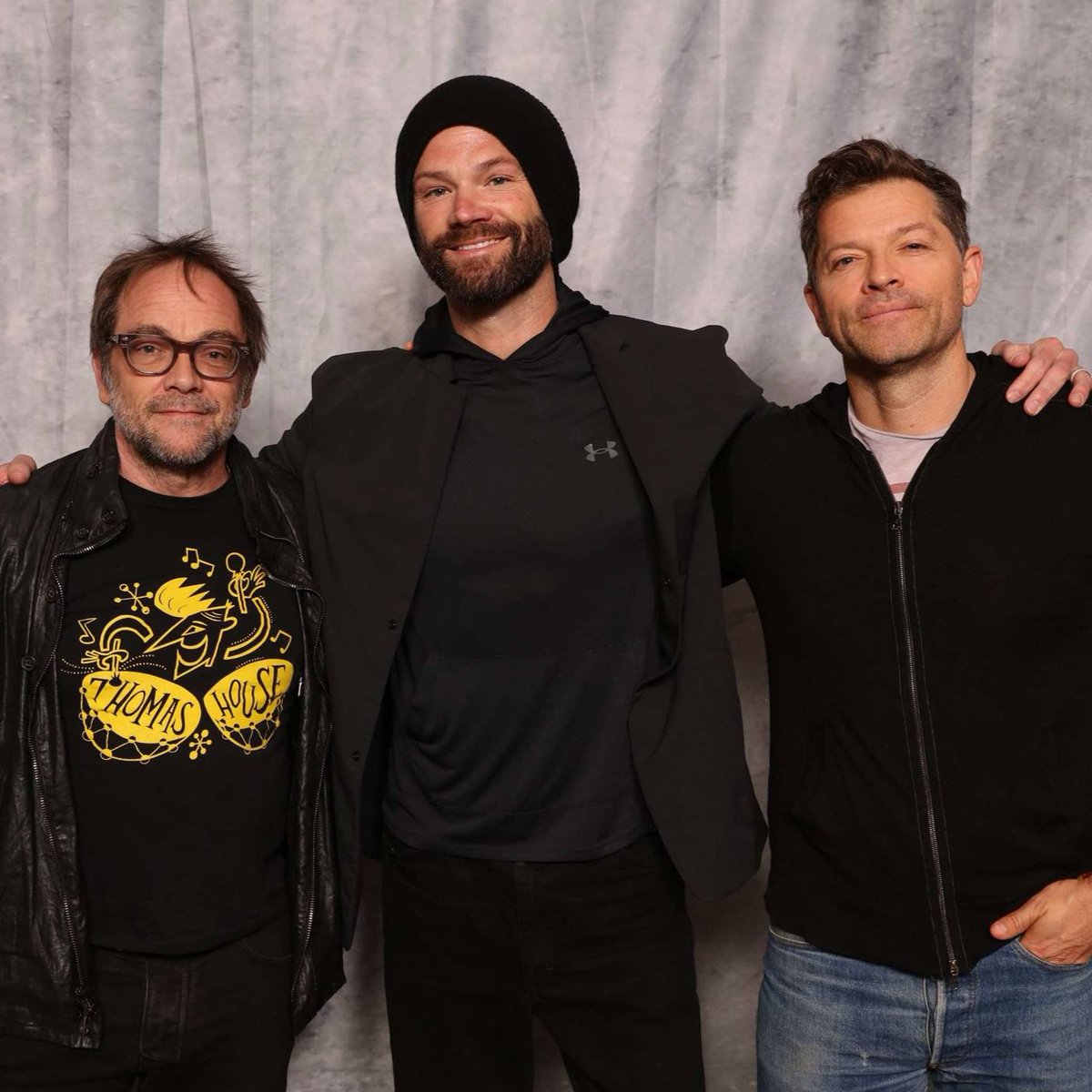 Friends reunited! Mark Sheppard, Jared Padalecki and Misha Collins having fun while attending Starfury Cross Roads 10!