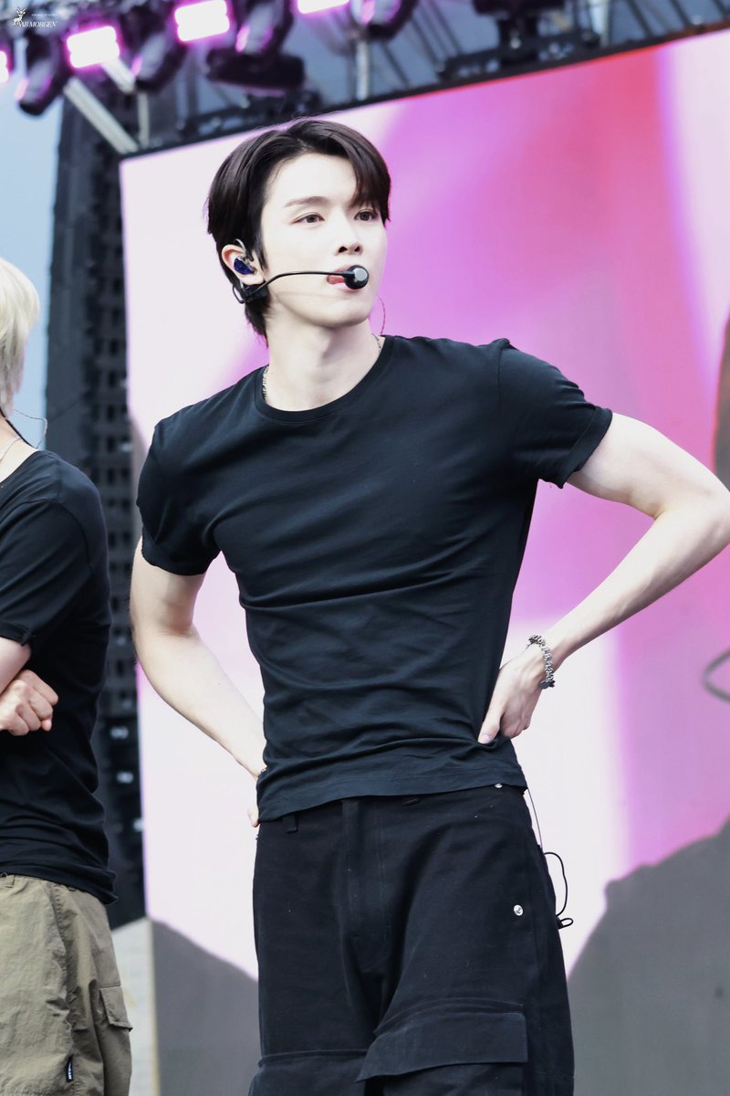 남자몸왜이래
진짜 그만해씨발