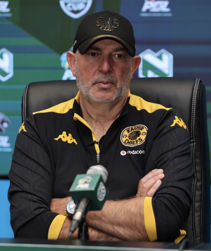 joy_zelda's tweet photo. His name is Nasreddin Nabi,He made Kaizer Chiefs win an Trophy after 10 years 🙌🙌🙌🙌🙌🙌🙌🙌

Let's make him Trend 
#NedbankCupFinal2025 #NedbankCupFinal #NedbankCup #SowetoDerby https://t.co/TxXFtCzNhi